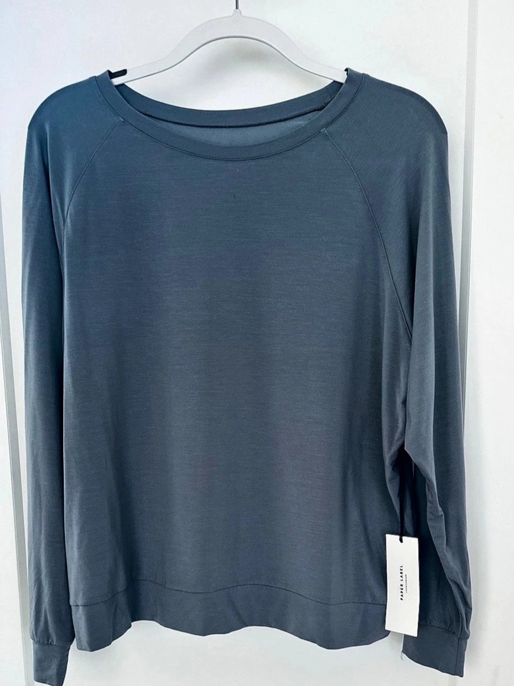 NWT Paper Label Soft Long Sleeve Lounge Top Blue Large